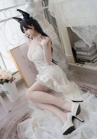 丰满大胸年轻寡妇_4K手机在线看
