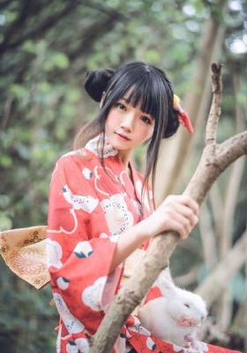 洛丽塔俄版_蓝光HD在线观看