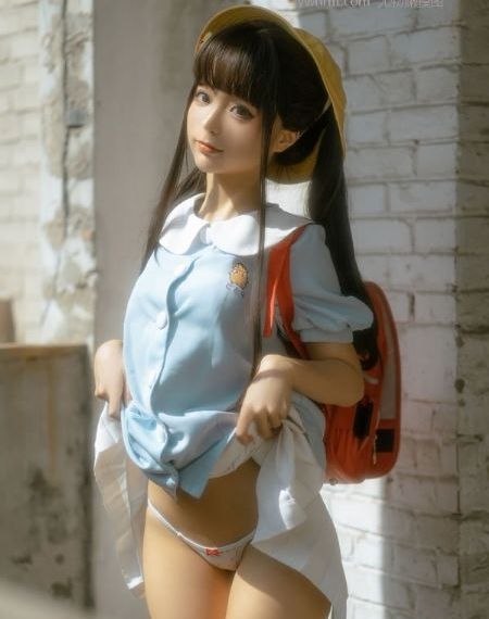 善良女秘书的目地_HD在线播放