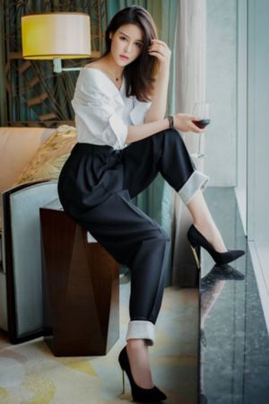 神秘感染2女主好漂亮啊_4K电影在线看
