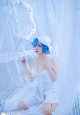 热情的邻居在线观看_4K手机在线看