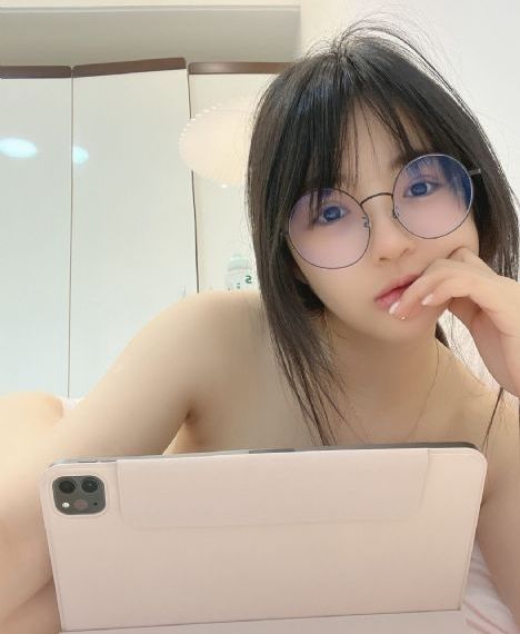 老板的年轻妻子3_剧情片高清迅雷在线观看