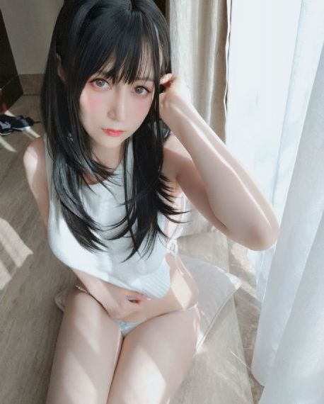 唐朝诡事录1第一部_十万网红美女美酱
