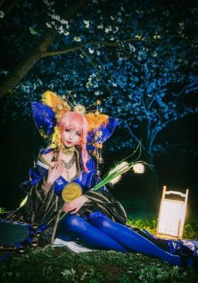 紧扣的星星在线观看_DVD高清电影在线
